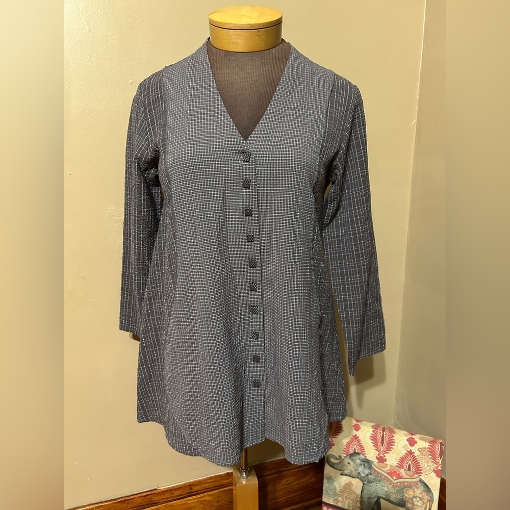 Habitat Sz M Wearable Art to Wear Gray Tunic Top Artsy Unique Boho‎